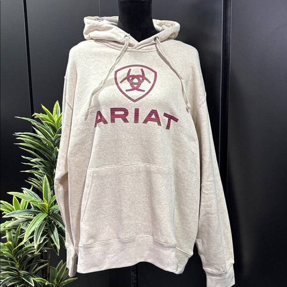 Ariat Tops - REAL Ombre Shield Hoodie,Kangaroo pocket
Cozy cotton fleece, warm pullover
